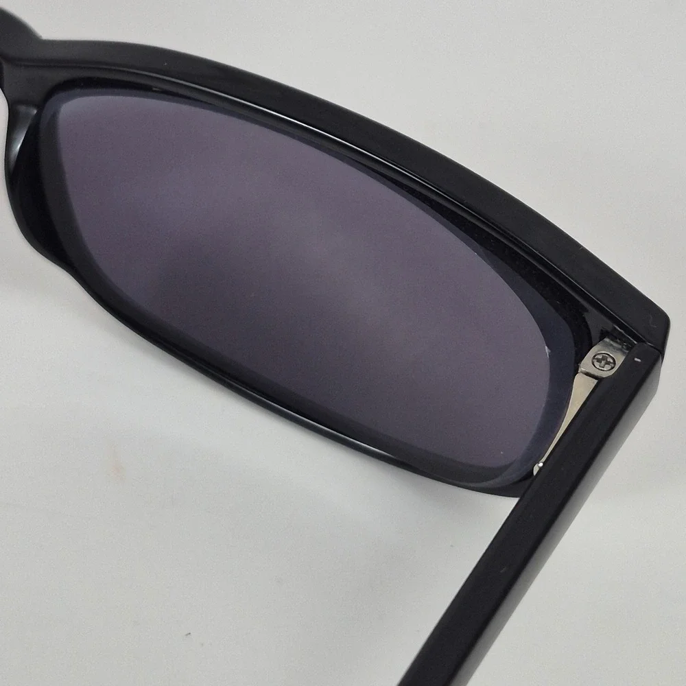 Rochester Sunglasses Black Rectangular Frame Tinted Lenses 145mm R.O.58-18